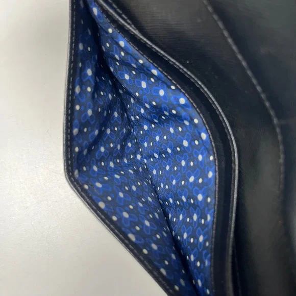 Tory Burch Wallet Womens Snap Closure Black Saffiano Leather Gold Logo 4.5"x8.5" - Picture 5 of 7